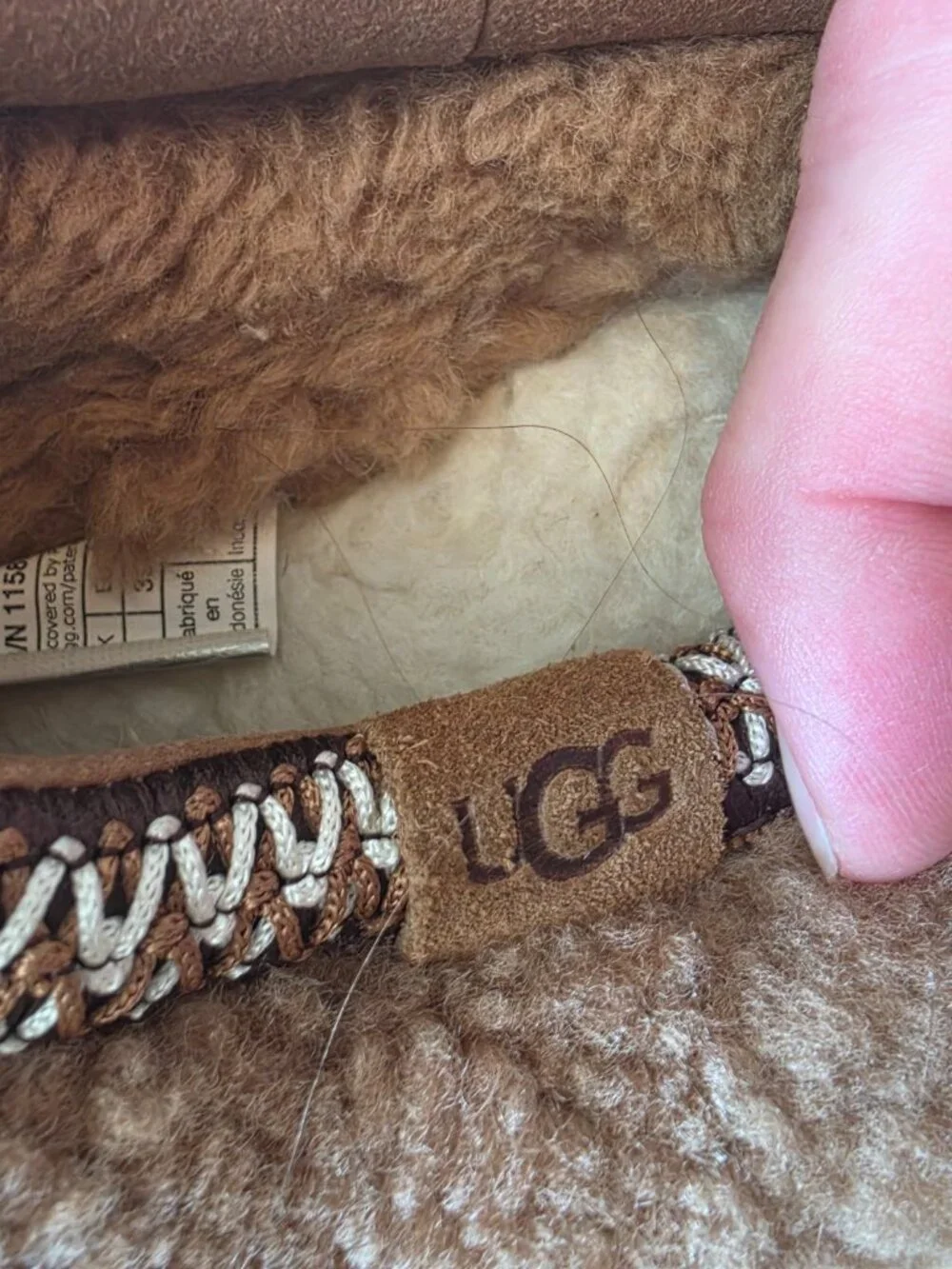 UGG Kids Shearling Slip-On Mule Slippers Size 3